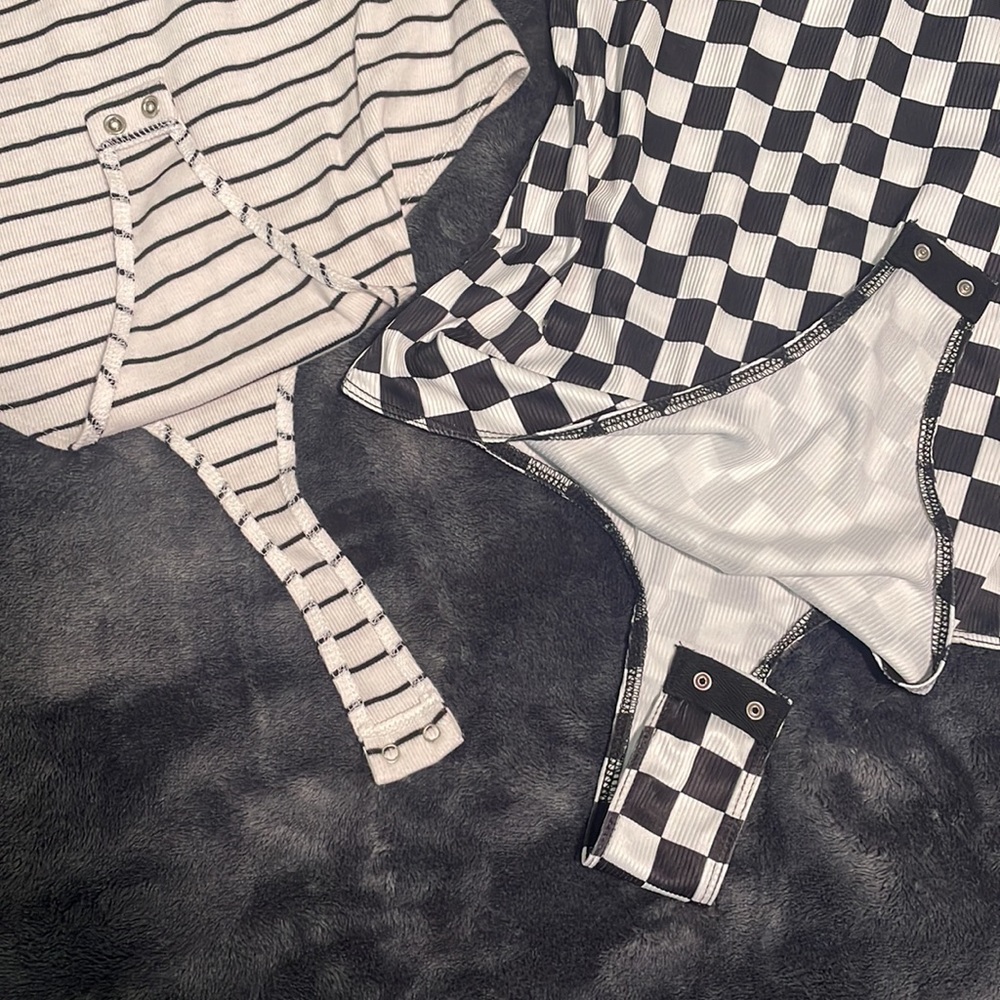Patterned Bodysuits - Picture 2 of 4